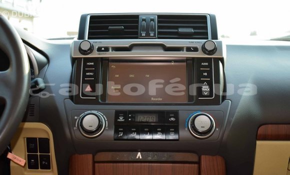 Acheter Import Voiture Toyota Prado Blanc à Import - Dubai, Marquesas Acheter Import Voiture Toyota Prado Blanc à Import - Dubai, Marquesas