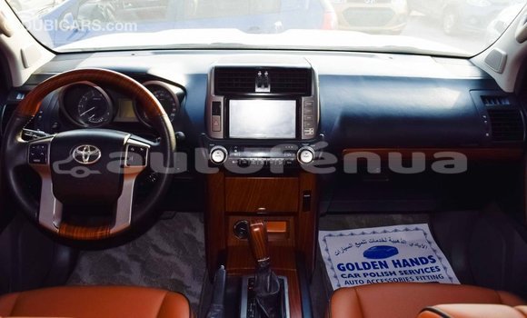 Acheter Import Voiture Toyota Prado Blanc à Import - Dubai, Marquesas Acheter Import Voiture Toyota Prado Blanc à Import - Dubai, Marquesas