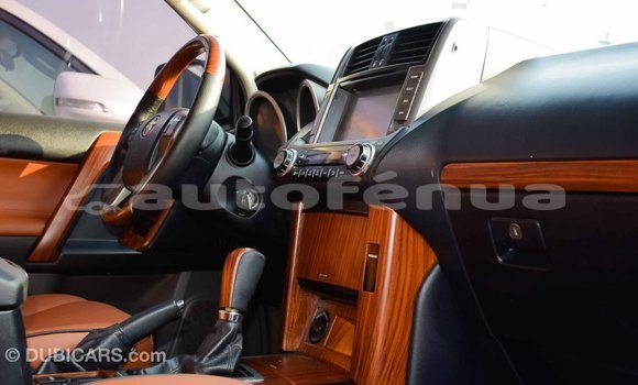Acheter Import Voiture Toyota Prado Blanc à Import - Dubai, Marquesas Acheter Import Voiture Toyota Prado Blanc à Import - Dubai, Marquesas