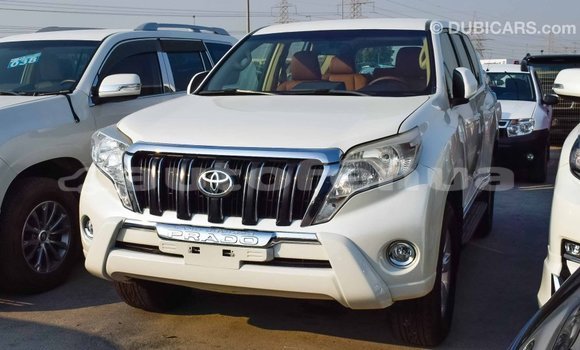 Acheter Import Voiture Toyota Prado Blanc à Import - Dubai, Marquesas Acheter Import Voiture Toyota Prado Blanc à Import - Dubai, Marquesas