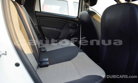 Buy Import Renault Duster White Car in Import - Dubai in Marquesas Buy Import Renault Duster White Car in Import - Dubai in Marquesas