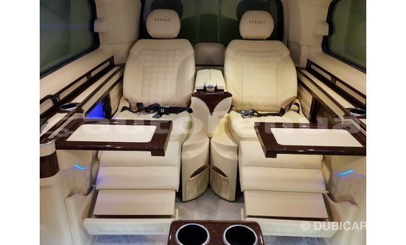 Acheter Import Voiture Mercedes-Benz 250 Noir à Import - Dubai, Marquesas Acheter Import Voiture Mercedes-Benz 250 Noir à Import - Dubai, Marquesas