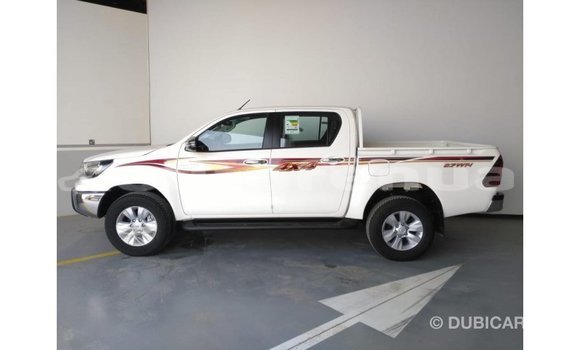 Buy Import Toyota Hilux White Car in Import - Dubai in Marquesas Buy Import Toyota Hilux White Car in Import - Dubai in Marquesas