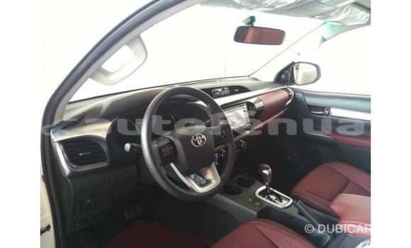 Buy Import Toyota Hilux White Car in Import - Dubai in Marquesas Buy Import Toyota Hilux White Car in Import - Dubai in Marquesas