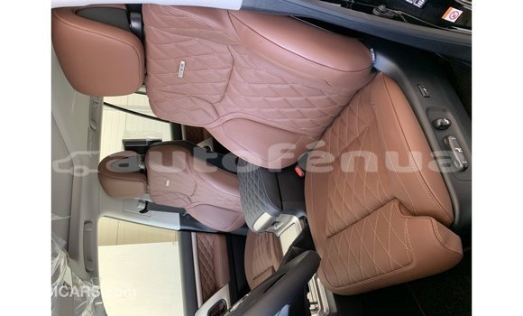 Acheter Import Voiture Toyota Land Cruiser Noir à Import - Dubai, Marquesas Acheter Import Voiture Toyota Land Cruiser Noir à Import - Dubai, Marquesas