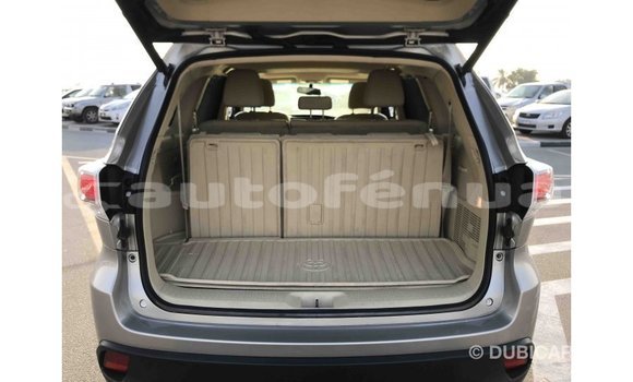 Acheter Import Voiture Toyota Highlander Autre à Import - Dubai, Marquesas Acheter Import Voiture Toyota Highlander Autre à Import - Dubai, Marquesas