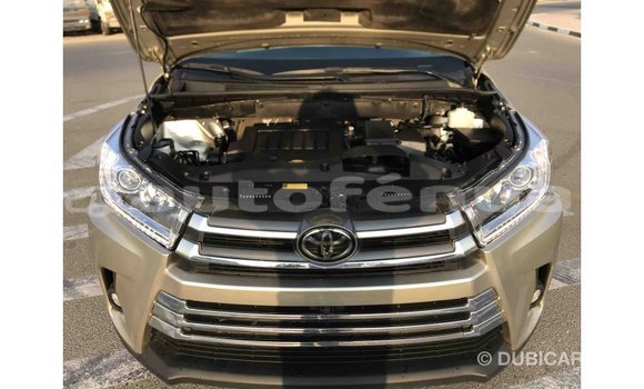 Acheter Import Voiture Toyota Highlander Autre à Import - Dubai, Marquesas Acheter Import Voiture Toyota Highlander Autre à Import - Dubai, Marquesas