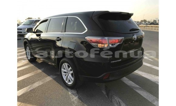 Acheter Import Voiture Toyota Highlander Noir à Import - Dubai, Marquesas Acheter Import Voiture Toyota Highlander Noir à Import - Dubai, Marquesas