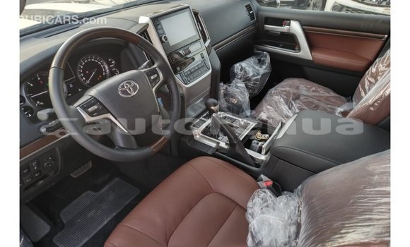 Acheter Import Voiture Toyota Land Cruiser Noir à Import - Dubai, Marquesas Acheter Import Voiture Toyota Land Cruiser Noir à Import - Dubai, Marquesas