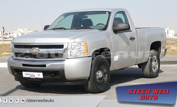 Acheter Import Voiture Chevrolet Silverado Autre à Import - Dubai, Marquesas