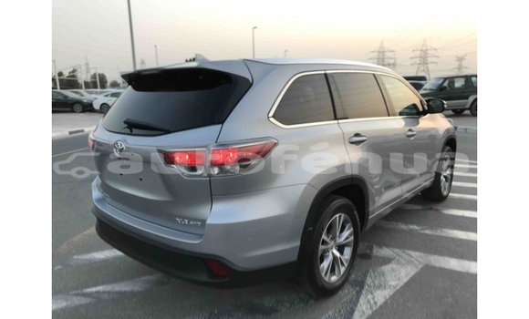 Acheter Import Voiture Toyota Highlander Autre à Import - Dubai, Marquesas Acheter Import Voiture Toyota Highlander Autre à Import - Dubai, Marquesas