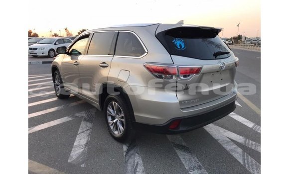 Acheter Import Voiture Toyota Highlander Autre à Import - Dubai, Marquesas Acheter Import Voiture Toyota Highlander Autre à Import - Dubai, Marquesas