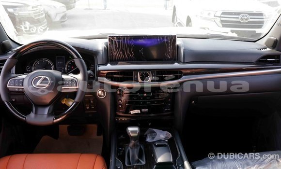 Acheter Import Voiture Lexus LX Blanc à Import - Dubai, Marquesas Acheter Import Voiture Lexus LX Blanc à Import - Dubai, Marquesas