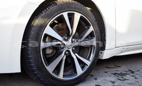 Acheter Import Voiture Nissan Maxima Blanc à Import - Dubai, Marquesas Acheter Import Voiture Nissan Maxima Blanc à Import - Dubai, Marquesas