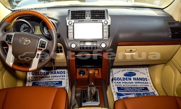 Acheter Import Voiture Toyota Prado Blanc à Import - Dubai, Marquesas Acheter Import Voiture Toyota Prado Blanc à Import - Dubai, Marquesas
