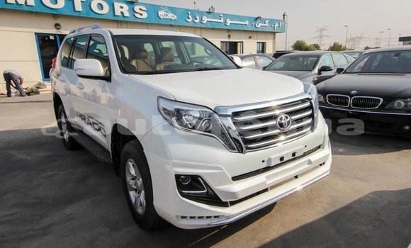 Acheter Import Voiture Toyota Prado Blanc à Import - Dubai, Marquesas Acheter Import Voiture Toyota Prado Blanc à Import - Dubai, Marquesas