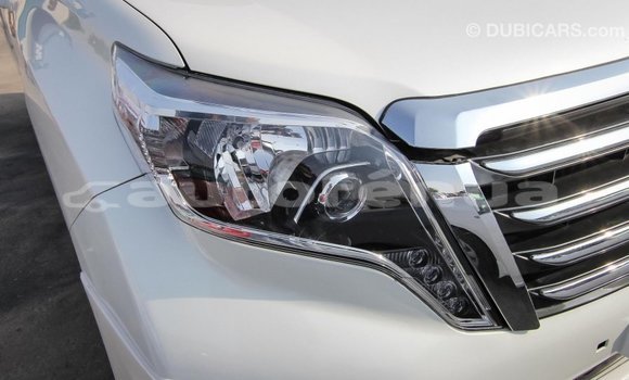 Acheter Import Voiture Toyota Prado Blanc à Import - Dubai, Marquesas Acheter Import Voiture Toyota Prado Blanc à Import - Dubai, Marquesas