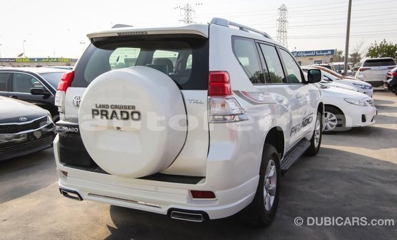 Acheter Import Voiture Toyota Prado Blanc à Import - Dubai, Marquesas Acheter Import Voiture Toyota Prado Blanc à Import - Dubai, Marquesas