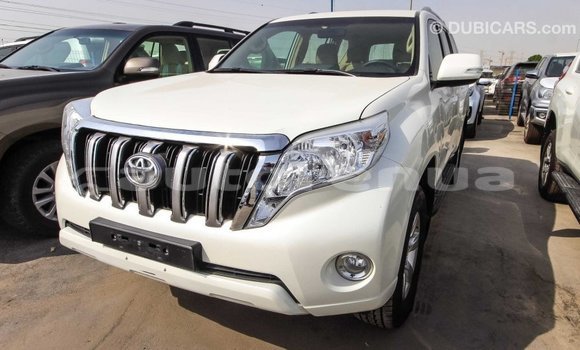 Acheter Import Voiture Toyota Prado Blanc à Import - Dubai, Marquesas Acheter Import Voiture Toyota Prado Blanc à Import - Dubai, Marquesas
