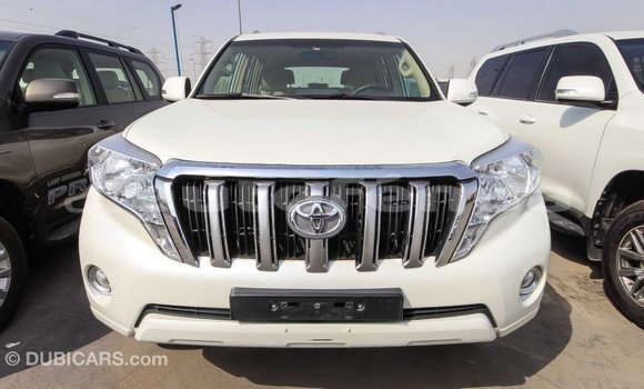 Acheter Import Voiture Toyota Prado Blanc à Import - Dubai, Marquesas Acheter Import Voiture Toyota Prado Blanc à Import - Dubai, Marquesas