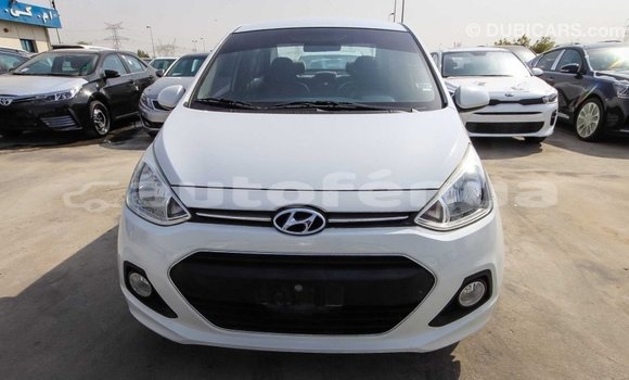 Acheter Import Voiture Hyundai i10 Blanc à Import - Dubai, Marquesas Acheter Import Voiture Hyundai i10 Blanc à Import - Dubai, Marquesas