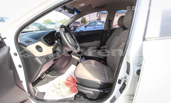 Acheter Import Voiture Hyundai i10 Blanc à Import - Dubai, Marquesas Acheter Import Voiture Hyundai i10 Blanc à Import - Dubai, Marquesas