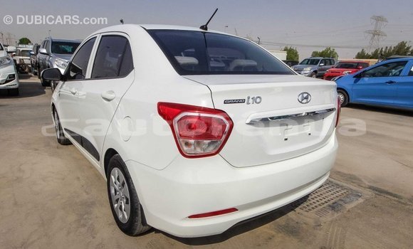 Acheter Import Voiture Hyundai i10 Blanc à Import - Dubai, Marquesas Acheter Import Voiture Hyundai i10 Blanc à Import - Dubai, Marquesas