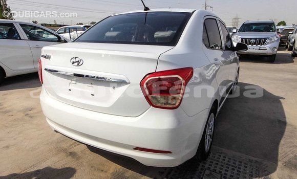 Acheter Import Voiture Hyundai i10 Blanc à Import - Dubai, Marquesas Acheter Import Voiture Hyundai i10 Blanc à Import - Dubai, Marquesas