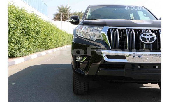 Acheter Import Voiture Toyota Prado Blanc à Import - Dubai, Marquesas Acheter Import Voiture Toyota Prado Blanc à Import - Dubai, Marquesas