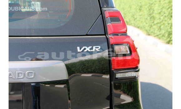 Acheter Import Voiture Toyota Prado Blanc à Import - Dubai, Marquesas Acheter Import Voiture Toyota Prado Blanc à Import - Dubai, Marquesas