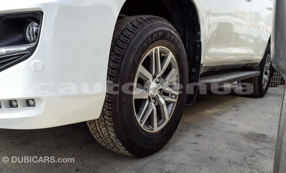 Acheter Import Voiture Toyota Prado Blanc à Import - Dubai, Marquesas Acheter Import Voiture Toyota Prado Blanc à Import - Dubai, Marquesas