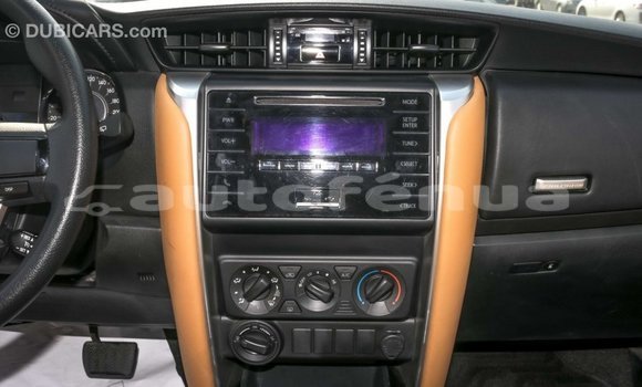 Acheter Import Voiture Toyota Fortuner Blanc à Import - Dubai, Marquesas Acheter Import Voiture Toyota Fortuner Blanc à Import - Dubai, Marquesas