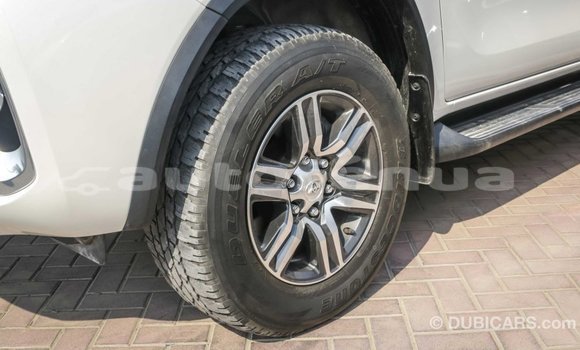 Acheter Import Voiture Toyota Fortuner Blanc à Import - Dubai, Marquesas Acheter Import Voiture Toyota Fortuner Blanc à Import - Dubai, Marquesas