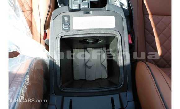 Acheter Import Voiture Toyota Prado Blanc à Import - Dubai, Marquesas Acheter Import Voiture Toyota Prado Blanc à Import - Dubai, Marquesas