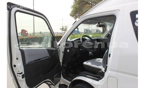 Acheter Import Voiture Toyota Hiace Blanc à Import - Dubai, Marquesas Acheter Import Voiture Toyota Hiace Blanc à Import - Dubai, Marquesas