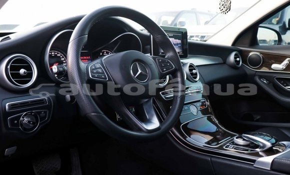 Buy Import Mercedes-Benz 190 Black Car in Import - Dubai in Marquesas Buy Import Mercedes-Benz 190 Black Car in Import - Dubai in Marquesas