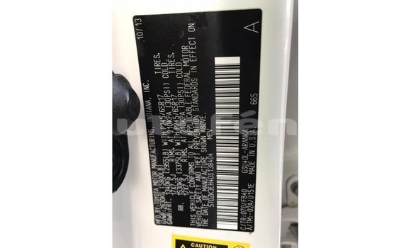 Acheter Import Voiture Toyota Highlander Blanc à Import - Dubai, Marquesas Acheter Import Voiture Toyota Highlander Blanc à Import - Dubai, Marquesas