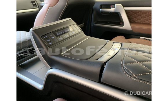 Acheter Import Voiture Toyota Land Cruiser Noir à Import - Dubai, Marquesas Acheter Import Voiture Toyota Land Cruiser Noir à Import - Dubai, Marquesas