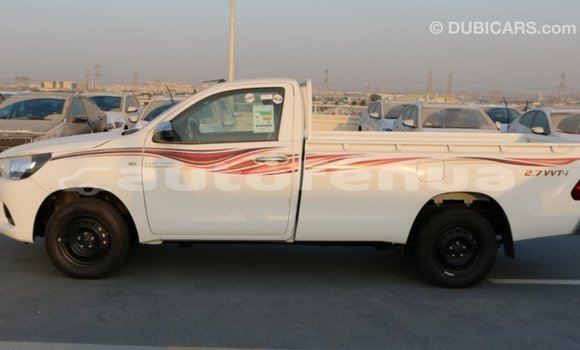 Acheter Import Voiture Toyota Hilux Blanc à Import - Dubai, Marquesas Acheter Import Voiture Toyota Hilux Blanc à Import - Dubai, Marquesas
