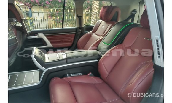 Acheter Import Voiture Toyota Land Cruiser Noir à Import - Dubai, Marquesas Acheter Import Voiture Toyota Land Cruiser Noir à Import - Dubai, Marquesas