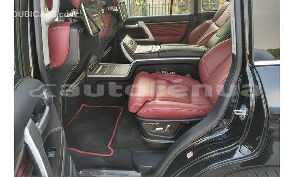 Acheter Import Voiture Toyota Land Cruiser Noir à Import - Dubai, Marquesas Acheter Import Voiture Toyota Land Cruiser Noir à Import - Dubai, Marquesas
