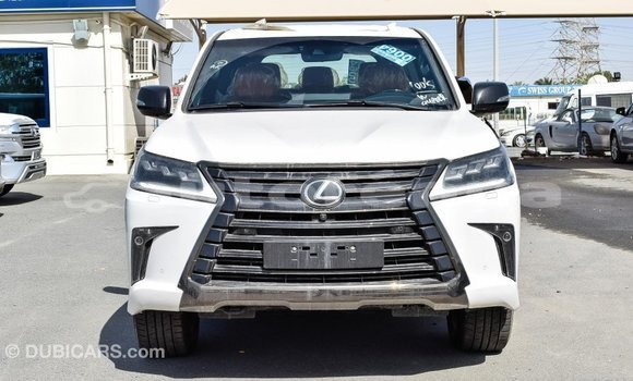 Acheter Import Voiture Lexus LX Blanc à Import - Dubai, Marquesas Acheter Import Voiture Lexus LX Blanc à Import - Dubai, Marquesas