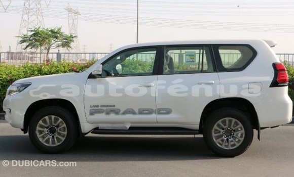 Acheter Import Voiture Toyota Prado Blanc à Import - Dubai, Marquesas Acheter Import Voiture Toyota Prado Blanc à Import - Dubai, Marquesas