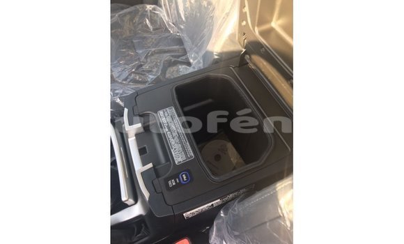 Buy Import Toyota Land Cruiser Black Car in Import - Dubai in Marquesas Buy Import Toyota Land Cruiser Black Car in Import - Dubai in Marquesas