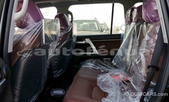 Buy Import Toyota Land Cruiser Black Car in Import - Dubai in Marquesas Buy Import Toyota Land Cruiser Black Car in Import - Dubai in Marquesas