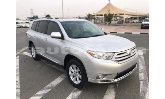 Acheter Import Voiture Toyota Highlander Autre à Import - Dubai, Marquesas Acheter Import Voiture Toyota Highlander Autre à Import - Dubai, Marquesas