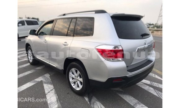 Acheter Import Voiture Toyota Highlander Autre à Import - Dubai, Marquesas Acheter Import Voiture Toyota Highlander Autre à Import - Dubai, Marquesas
