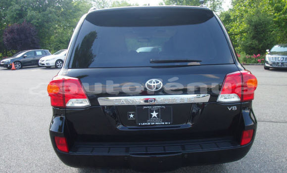 Acheter Occasion Voiture Toyota Land Cruiser Noir à Amaru, Tubuai Acheter Occasion Voiture Toyota Land Cruiser Noir à Amaru, Tubuai