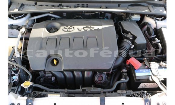 Acheter Import Voiture Toyota Corolla Blanc à Import - Dubai, Marquesas Acheter Import Voiture Toyota Corolla Blanc à Import - Dubai, Marquesas