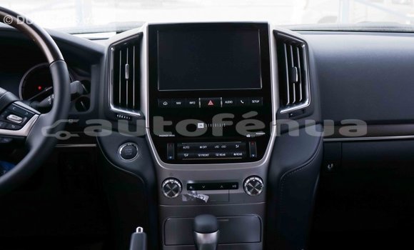 Acheter Import Voiture Toyota Land Cruiser Noir à Import - Dubai, Marquesas Acheter Import Voiture Toyota Land Cruiser Noir à Import - Dubai, Marquesas